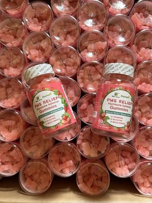 Регулируйте менструацию Гуми OEM Womb Detox Yoni Gummies 3g*60 Сэндвич Алмазной формы